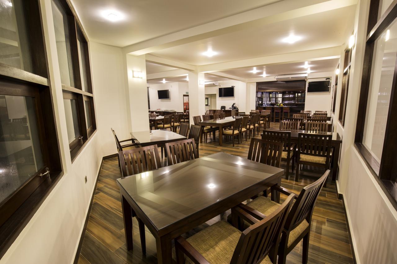 Grand 7 Hotel -Kesbewa Piliyandala Zewnętrze zdjęcie